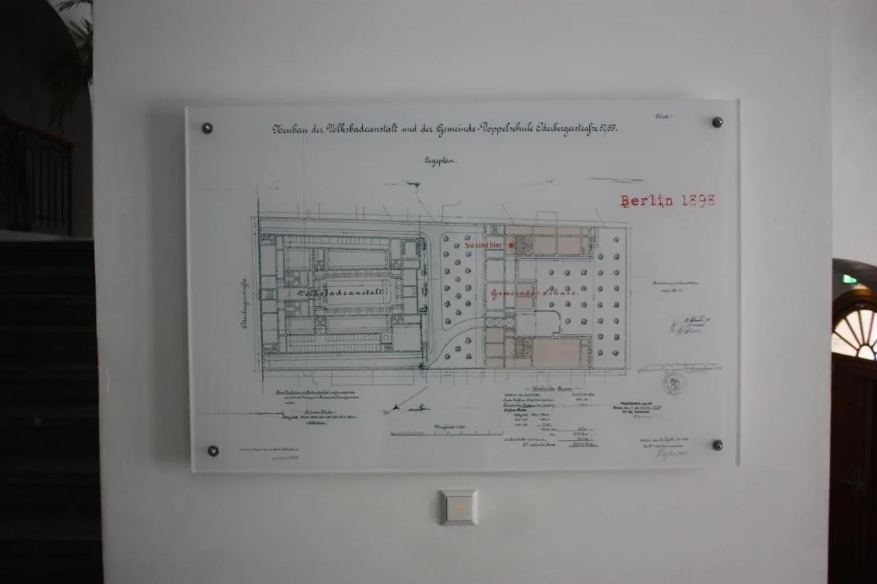 Gls Studio Hotel Берлин