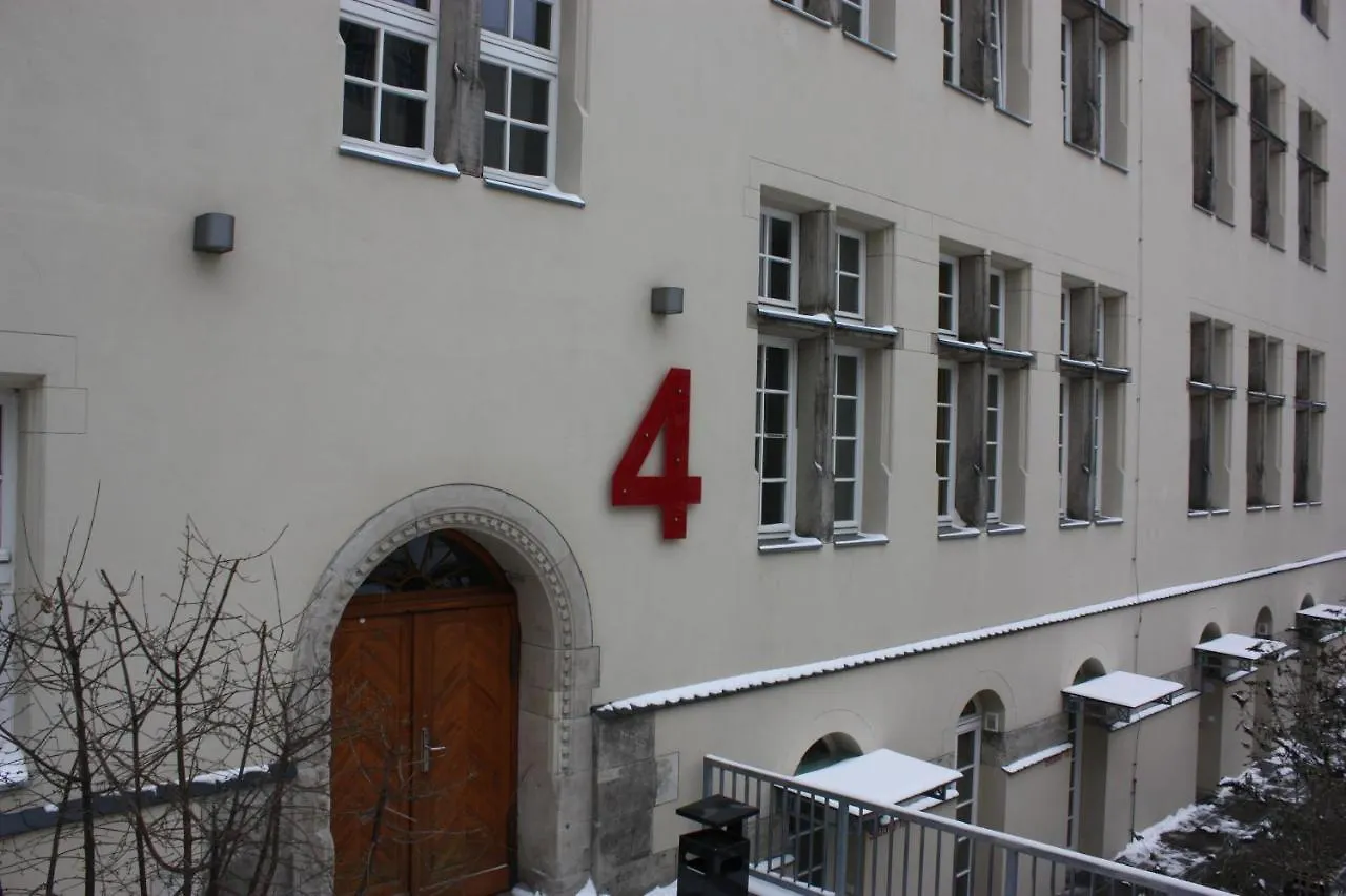 Gls Studio Hotel Берлин